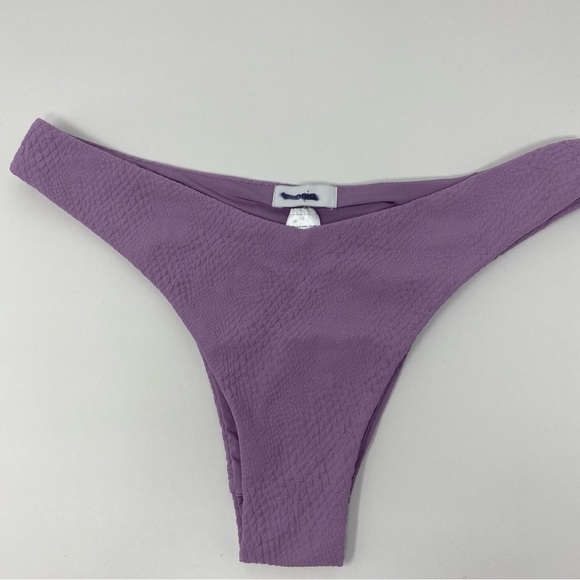Onia Chiara Croc Texture Bottom - Picture 4 of 7